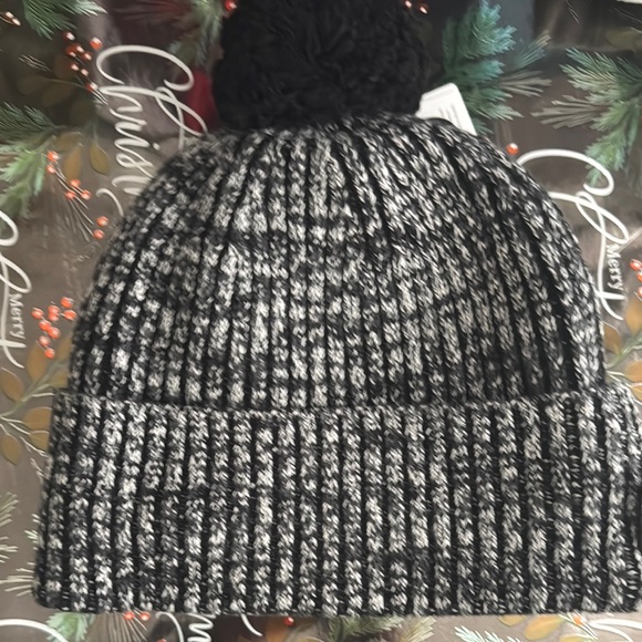 Lululemon Textured Fleece-Lined Knit Beanie *NWT OS Black/Grey/White - Picture 4 of 6